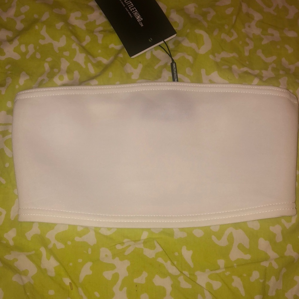 NEW/ Prettylittlethings/Scuba Bandeau Crop Top